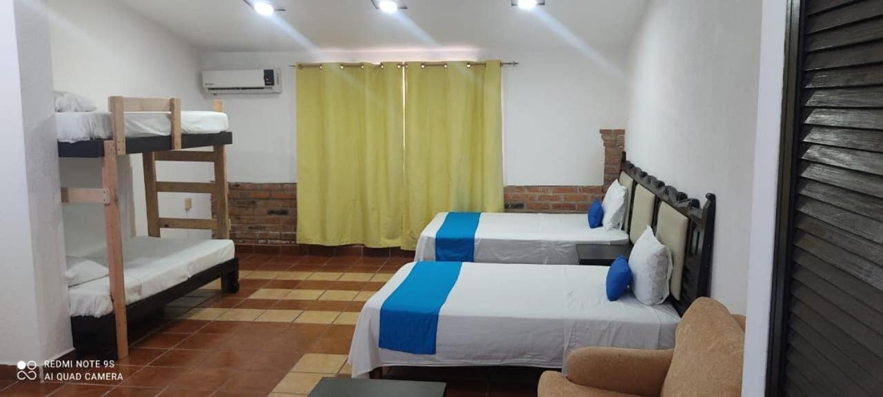 Hotel Blue Puerto Vallarta Exteriör bild